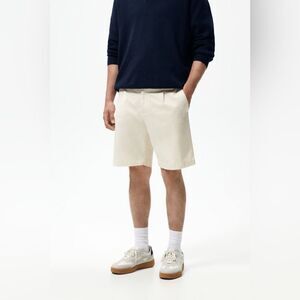 NWT ZARA MEN SIZE 29 oyster‎ white pleated shorts